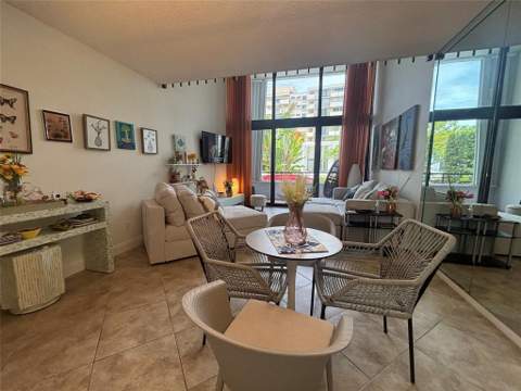 3589 S Ocean Boulevard #10, South Palm Beach FL - photo 11 of 30