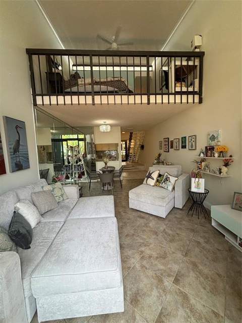 3589 S Ocean Boulevard #10, South Palm Beach FL - photo 14 of 30