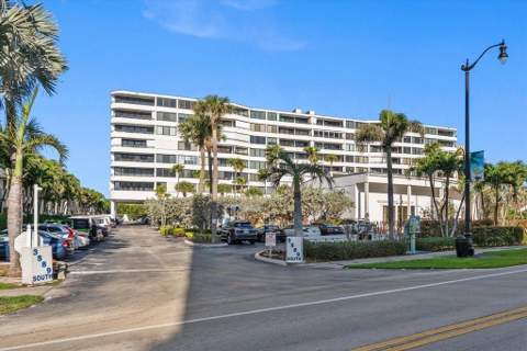 3589 S Ocean Boulevard #10, South Palm Beach FL - photo 23 of 30
