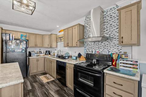82 Sandhill Boulevard, Fort Pierce FL - photo 10 of 31