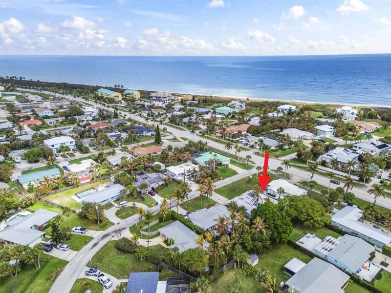 3 bedroom Single Family Residence at 1919 Mimosa Avenue, Surfside, Fort Pierce — photo 4