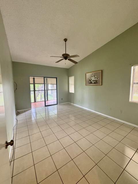7831 Willow Spring Drive #526, Lake Worth FL - photo 11 of 22