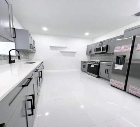 730 Alabama Avenue, Fort Lauderdale FL - photo 7 of 59