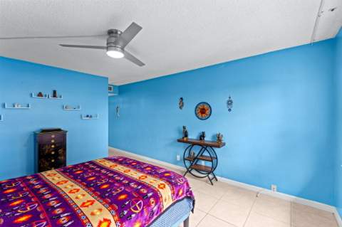 1069 Hillsboro Mile #503, Hillsboro Beach FL - photo 22 of 53