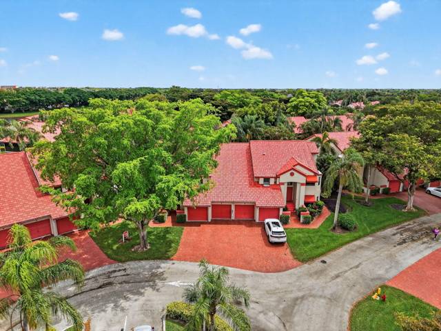 Lexington Club Villas Condo