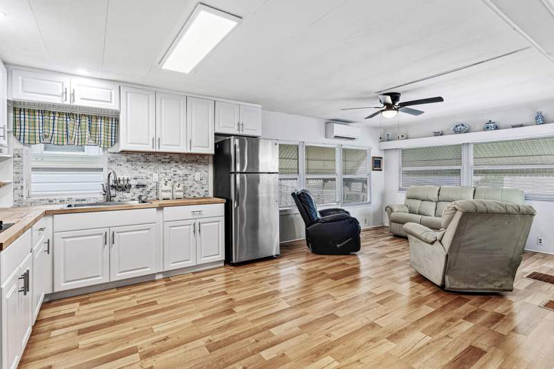 2 bedroom Manufactured Home at 202 Palm Drive #I, Briny Breezes Inc, Briny Breezes — photo 3