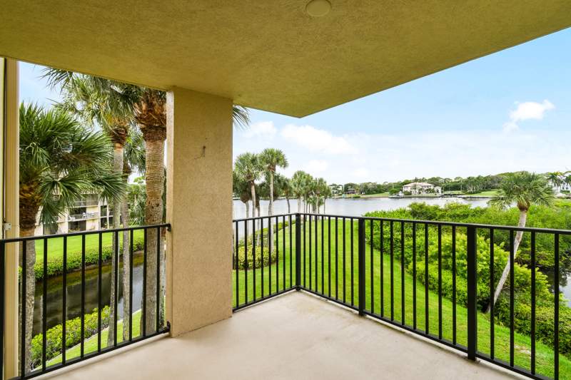 2 bedroom Condominium at 1701 Marina Isle Way #301, Marina At The Bluffs Condo, Jupiter — photo 4