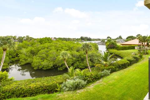 1701 Marina Isle Way #301, Jupiter FL - photo 7 of 60