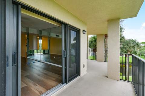 1701 Marina Isle Way #301, Jupiter FL - photo 8 of 60