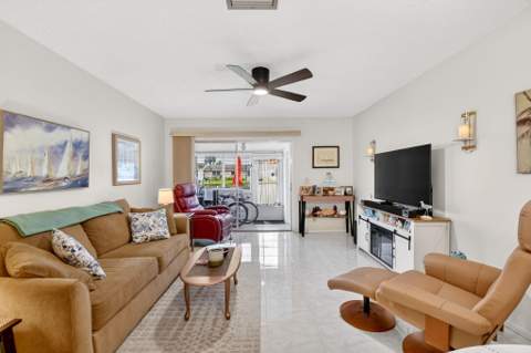2758 Emory Drive #B, West Palm Beach FL - photo 15 of 62
