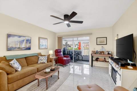 2758 Emory Drive #B, West Palm Beach FL - photo 16 of 62
