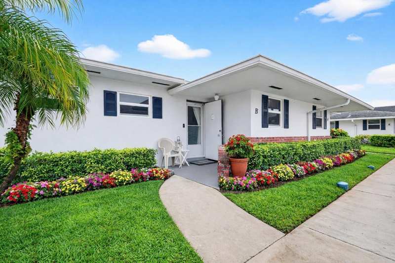 1 bedroom Villa at 2758 Emory Drive #B, Cresthaven Villas 29 Condo, West Palm Beach — photo 1