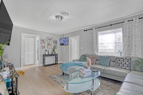 731 50th Street, West Palm Beach FL - photo 10 of 31