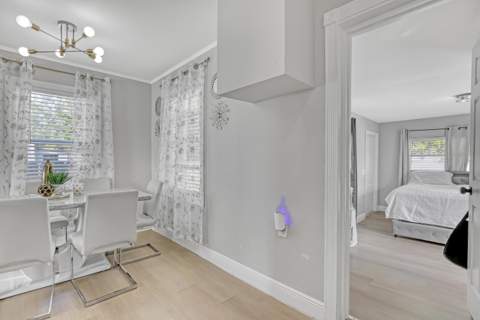 731 50th Street, West Palm Beach FL - photo 18 of 31