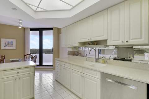 3322 Casseekey Island Road #604, Jupiter FL - photo 19 of 56