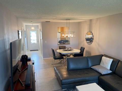 307 Lake Evelyn Drive, West Palm Beach FL - photo 18 of 66