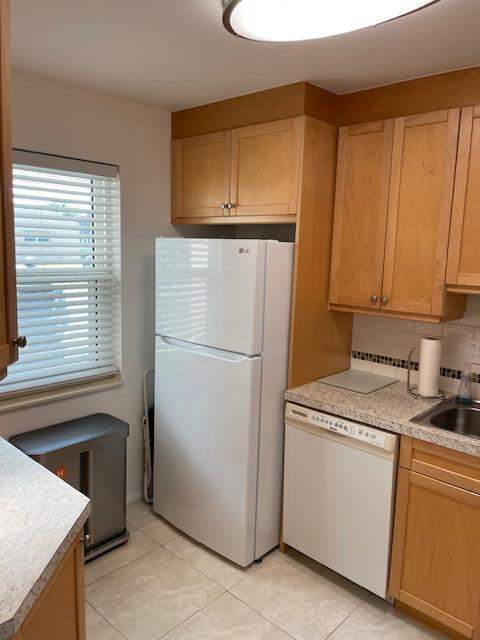 307 Lake Evelyn Drive, West Palm Beach FL - photo 12 of 66