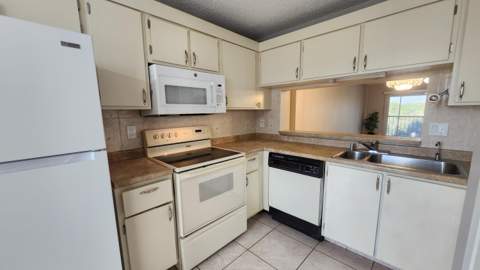 3146 Via Poinciana Via Poinciana #414, Lake Worth FL - photo 21 of 54