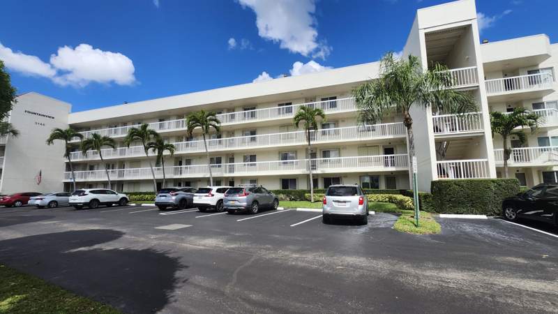 2 bedroom Condominium at 3146 Via Poinciana Via Poinciana #414, Fountainview At Spring Lks Condo, Lake Worth — photo 2