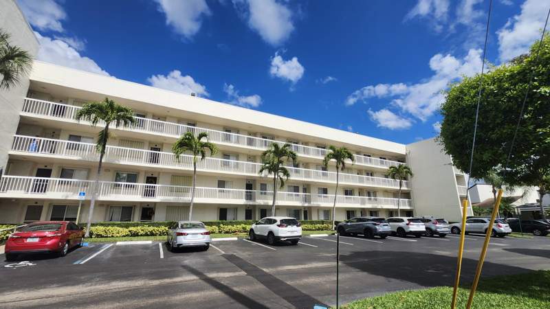 2 bedroom Condominium at 3146 Via Poinciana Via Poinciana #414, Fountainview At Spring Lks Condo, Lake Worth — photo 3