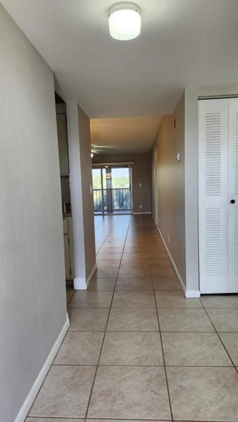 3146 Via Poinciana Via Poinciana #414, Lake Worth FL - photo 15 of 54