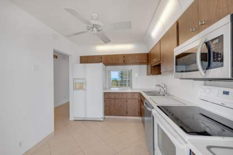 750 N Ocean Boulevard #Apt 604, Pompano Beach FL - photo 14 of 72