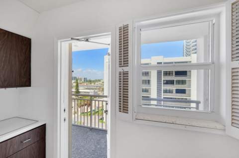 750 N Ocean Boulevard #Apt 604, Pompano Beach FL - photo 15 of 72