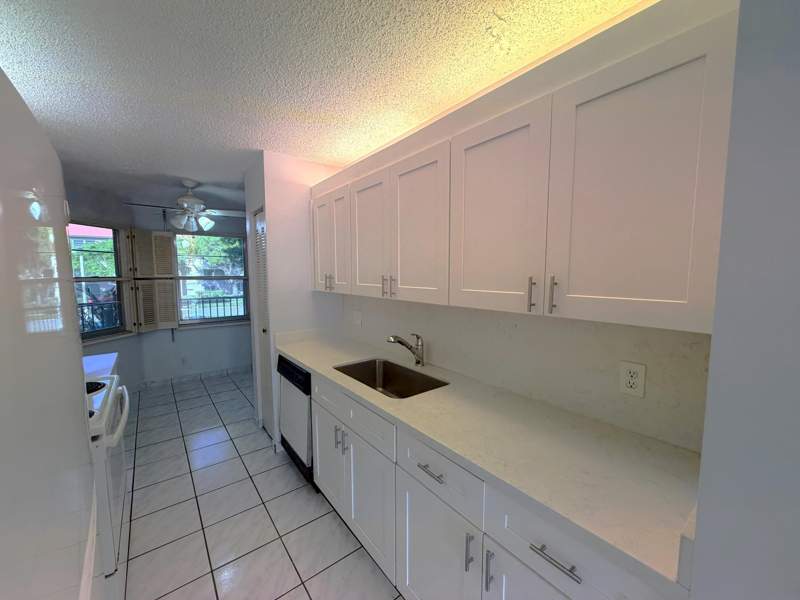 2 bedroom Condominium at 1200 SW 130th Avenue #210-G, Century Village, Hollywood — photo 3
