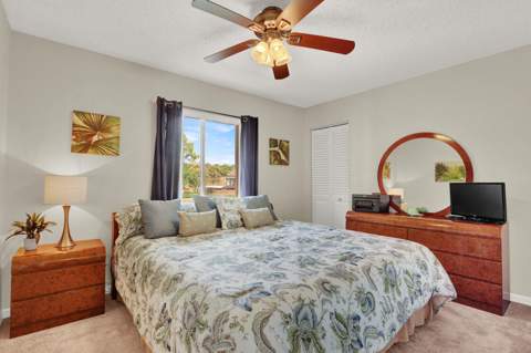 323 Knotty Pine Circle #A2, Greenacres FL - photo 12 of 21