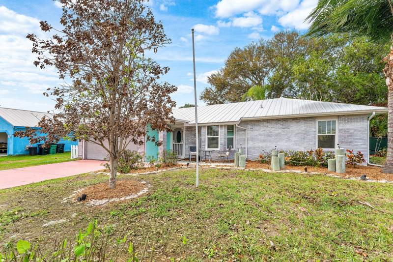 3 bedroom Single Family Residence at 2114 SE Midtown Road, South Port St Lucie Unit 5, Port St. Lucie — photo 4