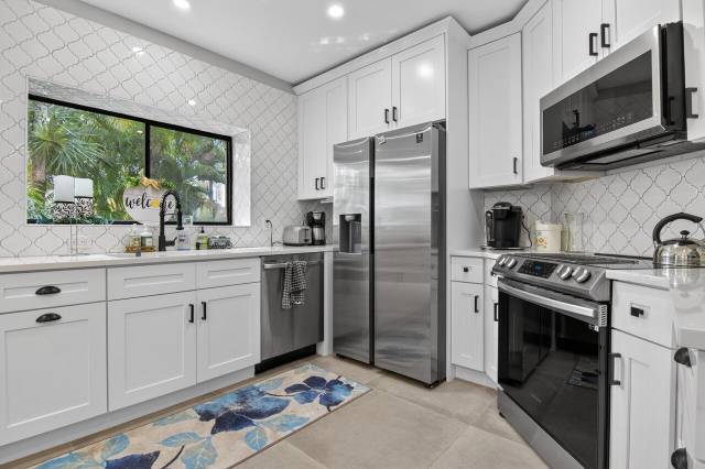Dunbar Woods Condo