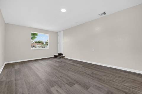217 NW 14th Street, Belle Glade FL - photo 12 of 20