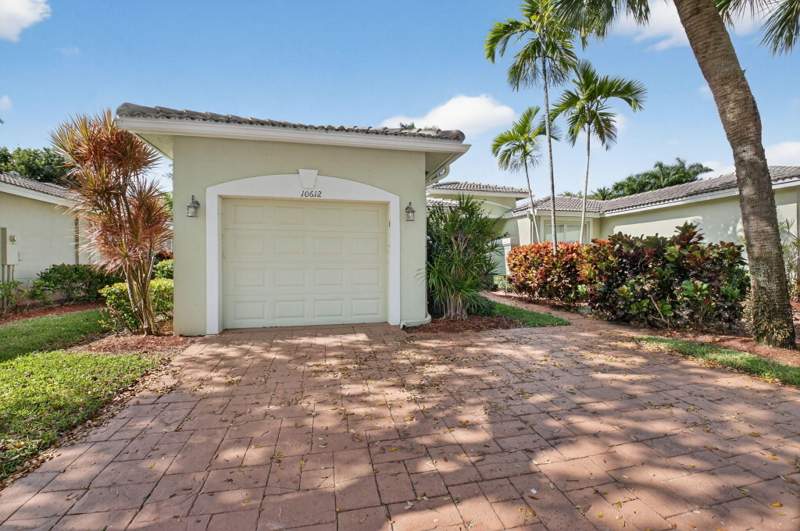 3 bedroom Villa at 10612 Royal Caribbean Circle, Majestic Isles 3, Boynton Beach — photo 2