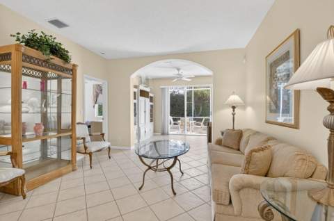 10612 Royal Caribbean Circle, Boynton Beach FL - photo 10 of 63