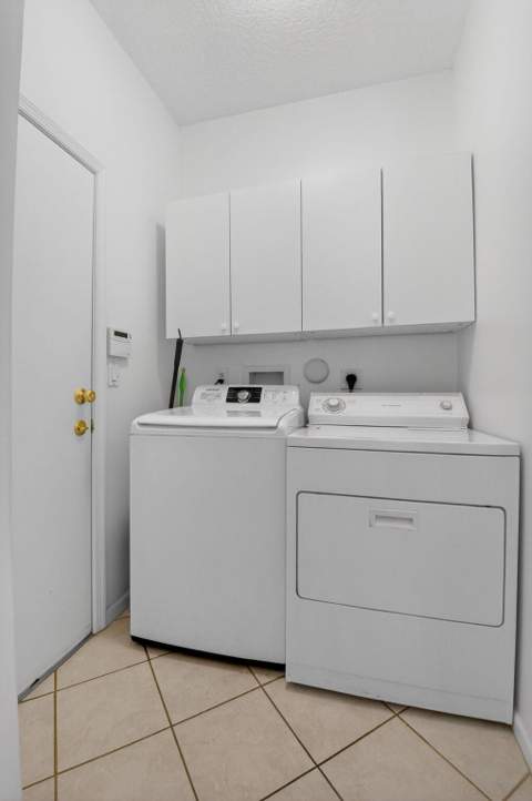 10612 Royal Caribbean Circle, Boynton Beach FL - photo 20 of 63