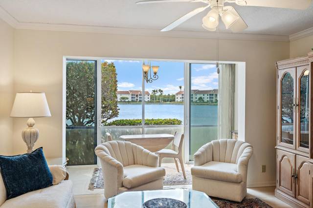 Jensen Beach Club