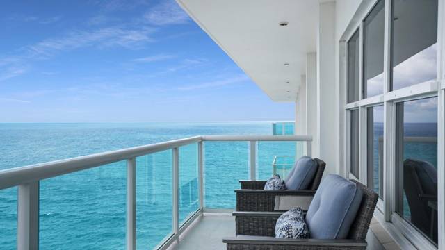 Ocean Riviera