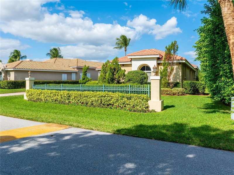 4 bedroom Single Family Residence at 775 Greensward Lane, Seagate Golf At The Hamlet, Delray Beach — photo 1