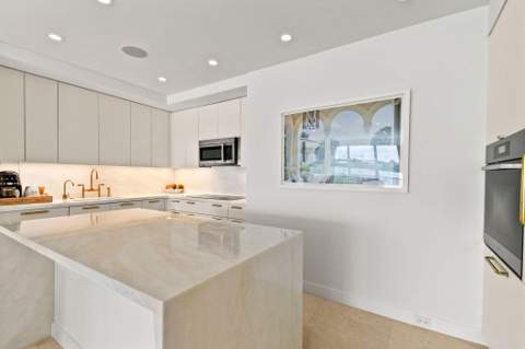 2180 Ibis Isle Road #12, Palm Beach FL - photo 9 of 31