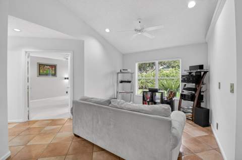 11590 Creekside Drive, Boynton Beach FL - photo 12 of 26