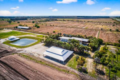 200 S Graves Road, Fort Pierce FL - photo 13 of 59