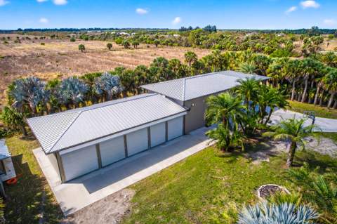 200 S Graves Road, Fort Pierce FL - photo 10 of 59