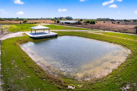 200 S Graves Road, Fort Pierce FL - photo 12 of 59