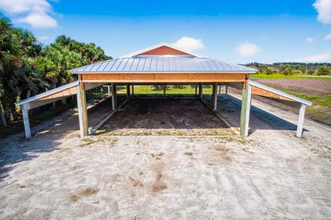 200 S Graves Road, Fort Pierce FL - photo 11 of 59