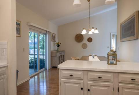 10195 Greentrail Drive, Boynton Beach FL - photo 6 of 19