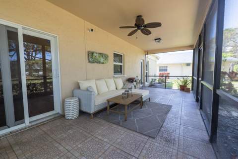10195 Greentrail Drive, Boynton Beach FL - photo 12 of 19