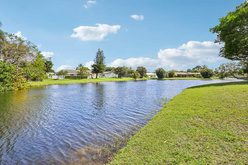 2 bedroom Condominium at 22 Via De Casas #103, South Lake Condo, Boynton Beach — photo 5