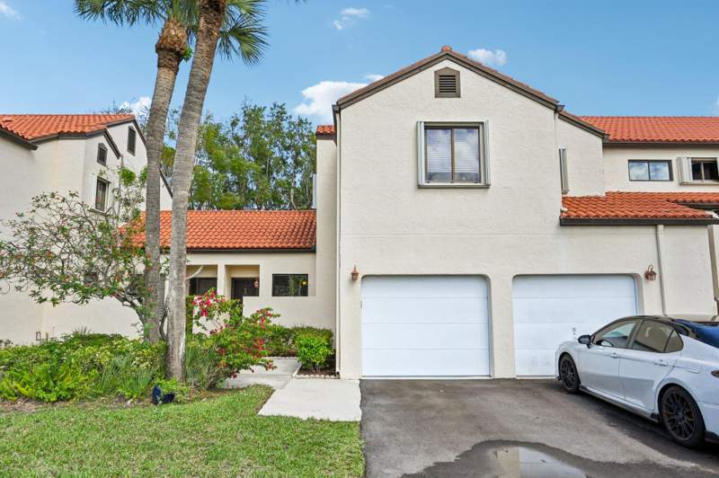 2 bedroom Condominium at 22 Via De Casas #103, South Lake Condo, Boynton Beach — photo 4
