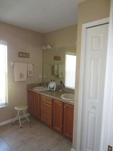 4702 Seagrape Drive, Fort Pierce FL - photo 14 of 23