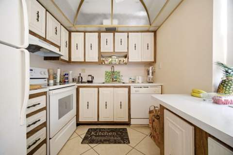 418 Monaco I Court #418, Delray Beach FL - photo 12 of 40